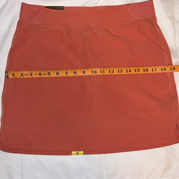 Women’s skirt sz Sm - Picture 3 of 4